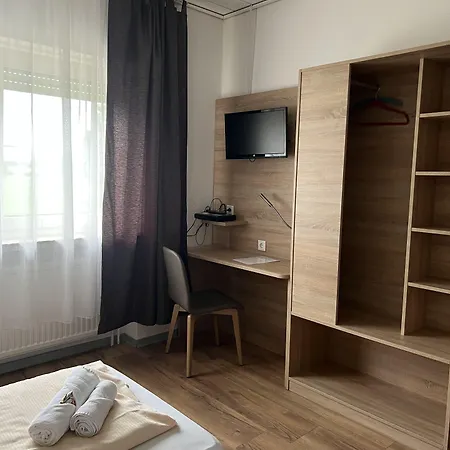 Hubertus-hof Gæstehus 3*